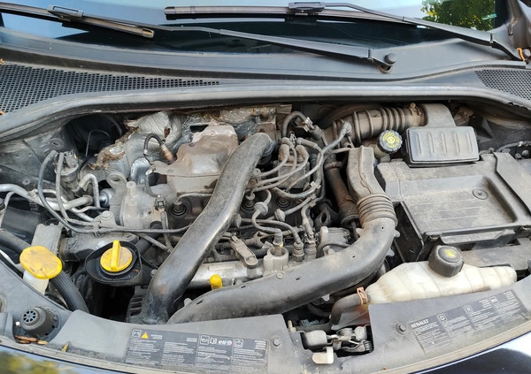 Renault Clio cena 16900 przebieg: 145260, rok produkcji 2011 z Gliwice małe 92
